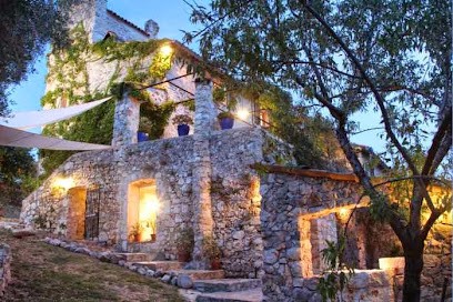Bed And Breakfast La Parare, Chambre d'Hôtes à Châteauneuf-Villevieille