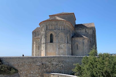Retour Aux Sources Connectées, Chambre d'Hôtes à Thaims