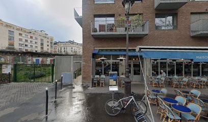 AU 36 QUAI, Chambre d'Hôtes à Paris 19