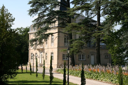Château Portos, Location De Vacances à Cahuzac