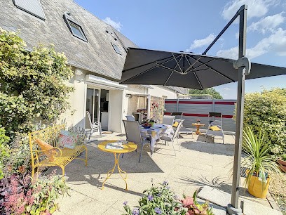 Gîtes La Grange Soleil, Location de Vacances à Veigné