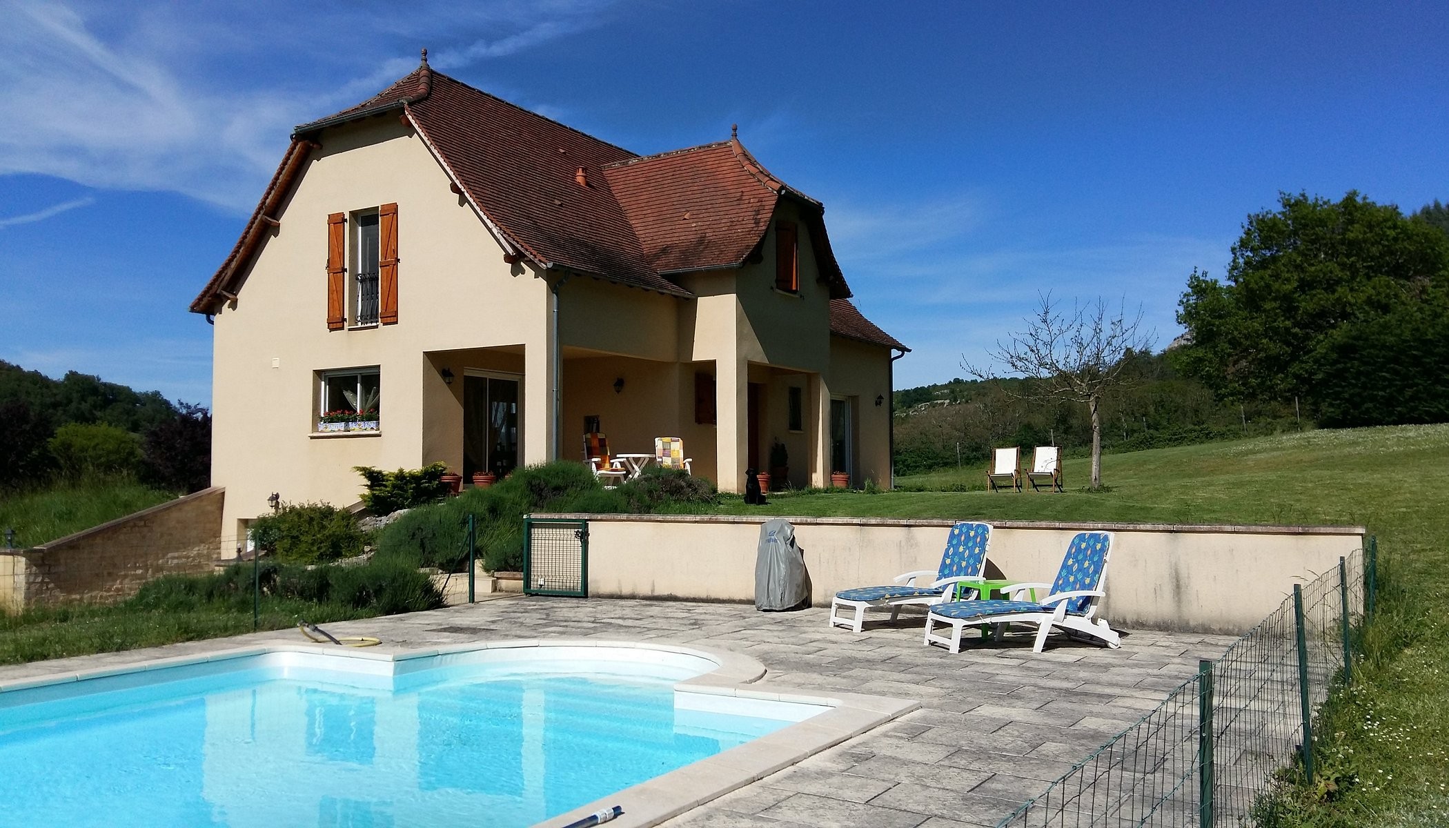 Valley View B&B, Chambre d'Hôtes à Brengues