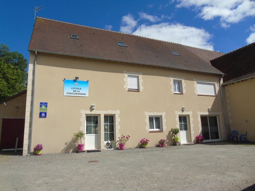 L'Étoile de la Fontchevrière, Chambre d'Hôtes à Neuvy-Saint-Sépulchre