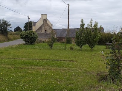 Manoir De Lesplouenan, Chambre d'Hôtes à Plouénan