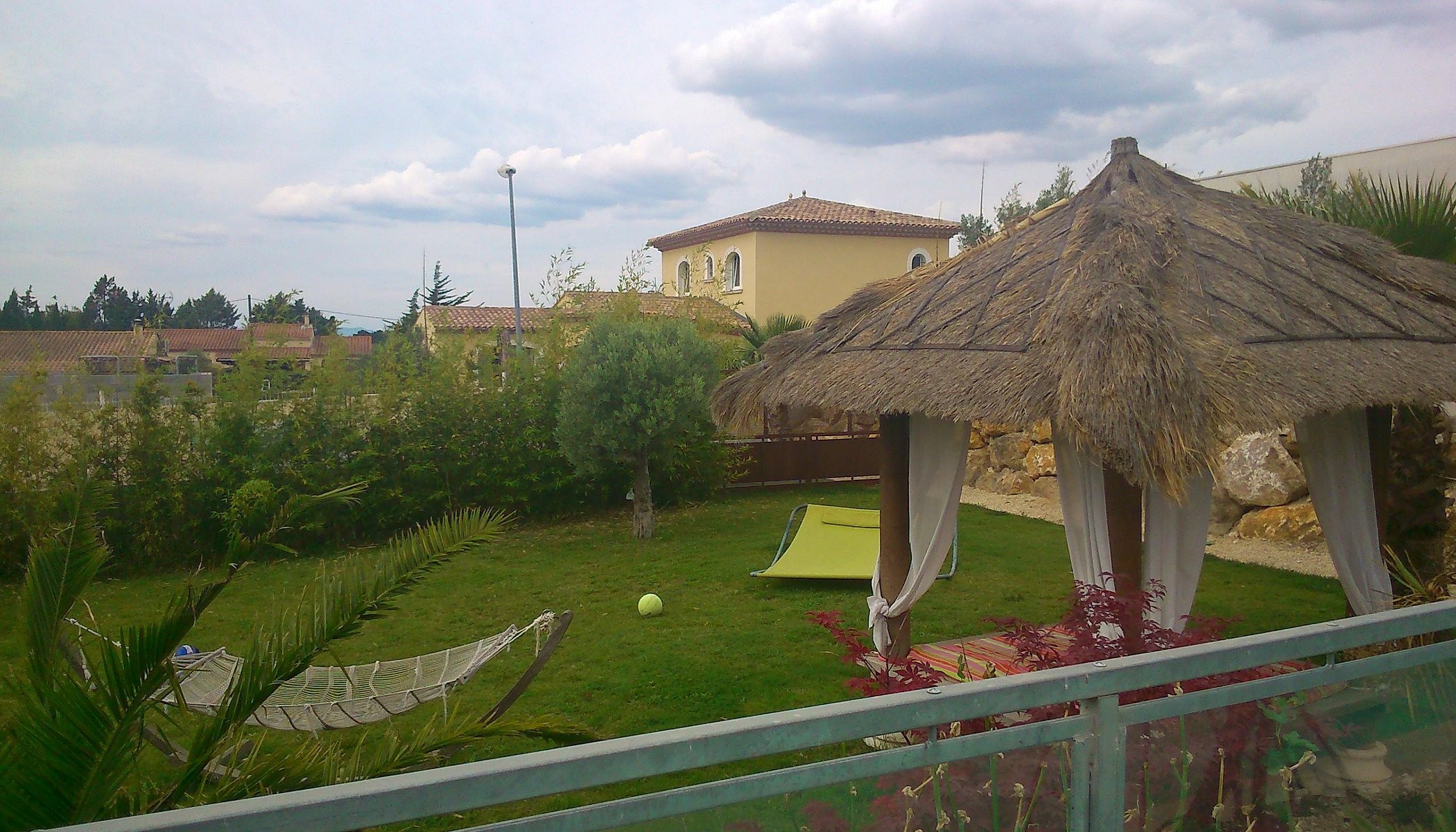 Entre Mer et Vignes, Chambre d'Hôtes à Nissan-lez-Enserune