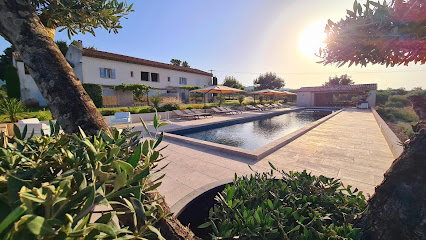 Domaine Des Hauts De Riganel, Location De Vacances à la Bastide-des-Jourdans