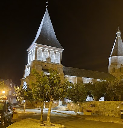 Le Donjon, Chambre d'Hôtes à Bénévent-l'Abbaye