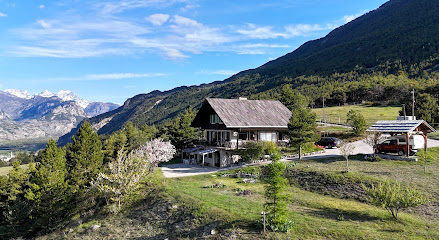 Chalet Le Belvédère, Location De Vacances à Saint-Crépin