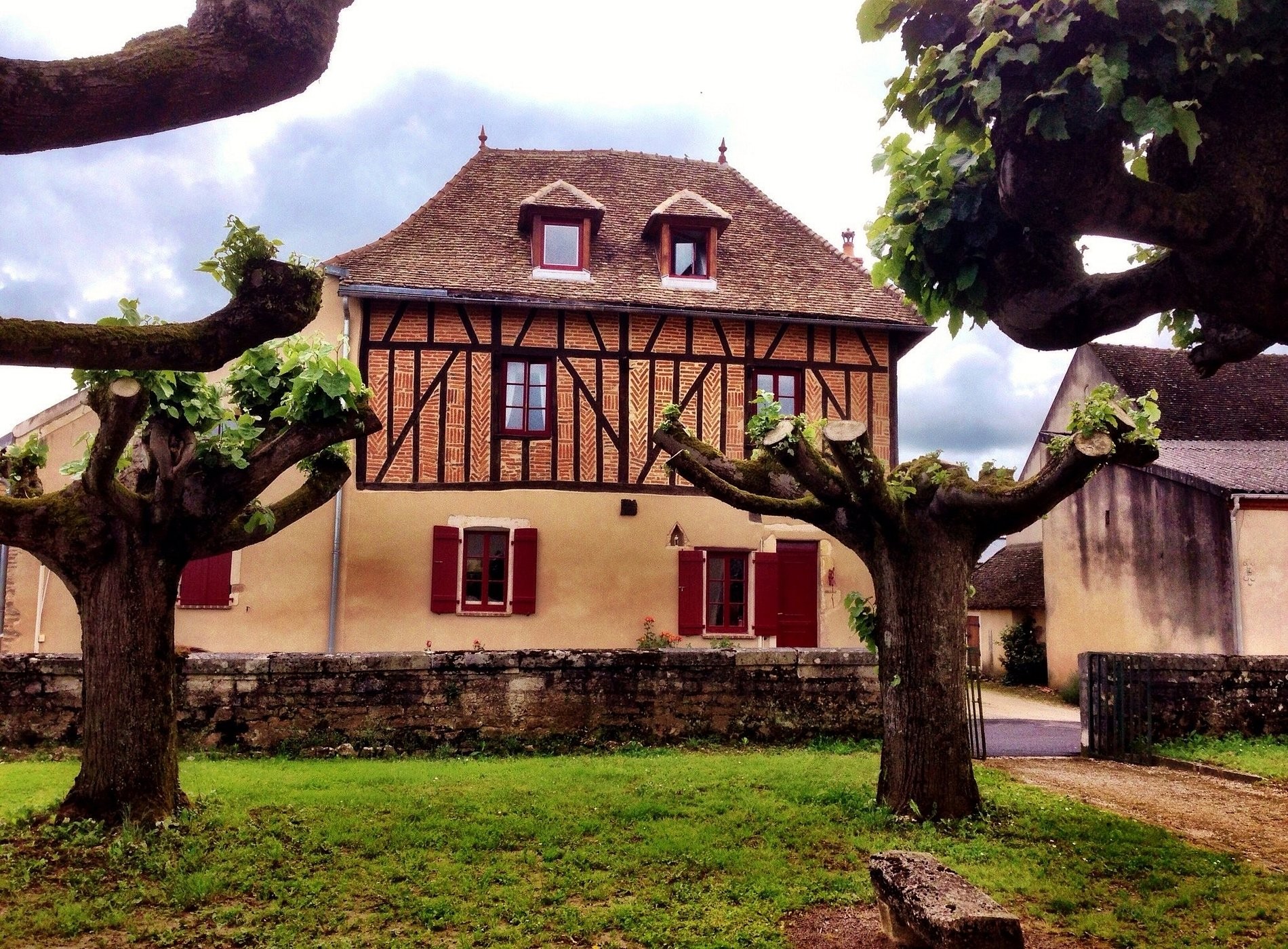 Jan's Place In Burgundy, Chambre d'Hôtes à Écuelles