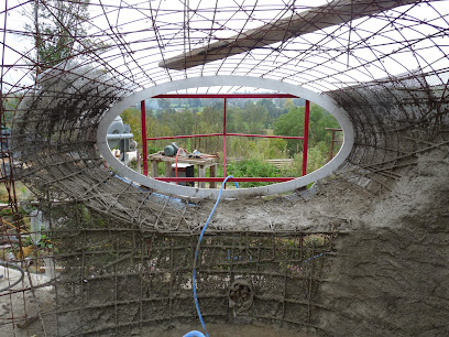 Habitat Bulles, Chambre D'hôtes à Montgivray