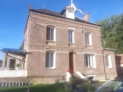 AU FIL DE L'EAU, Chambre d'Hôtes à Milly-sur-Thérain