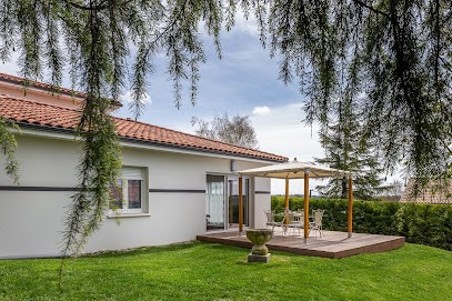 Domaine Des Églantiers, Chambre d'Hôtes à Coulounieix-Chamiers