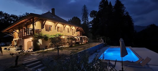 Chambre d'hôtes avec piscine Le refuge du montagnard, Chambre d'Hôtes à Marthod