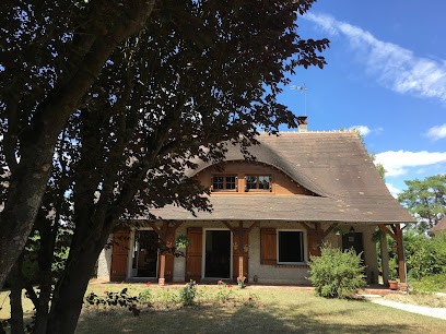 Le Cèdre, Chambre d'Hôtes à Chitenay