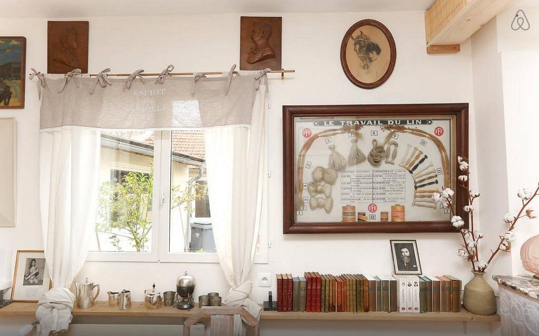 Bed And Breakfast Bed And Beige, Chambre d'Hôtes à Linas