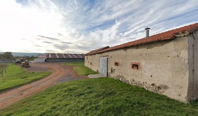 Cottin Jean-François, Chambre d'Hôtes à Chalain-le-Comtal