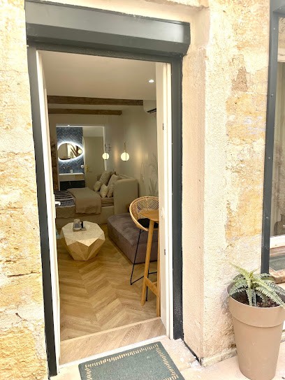 Oasis Chill Room & Spa, Chambre d'Hôtes à Salon-de-Provence