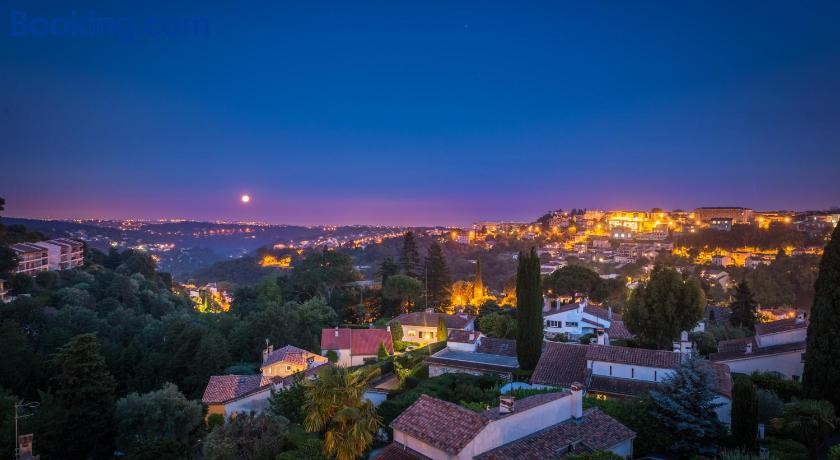 Villa Lorraine, Location de Vacances à Vence