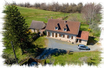 chambres d'hôtes L'Araucaria, Chambre d'Hôtes à Nexon