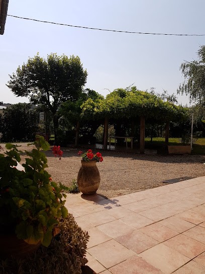 Granier Annie, Chambre d'Hôtes à Saint-Vincent-Lespinasse