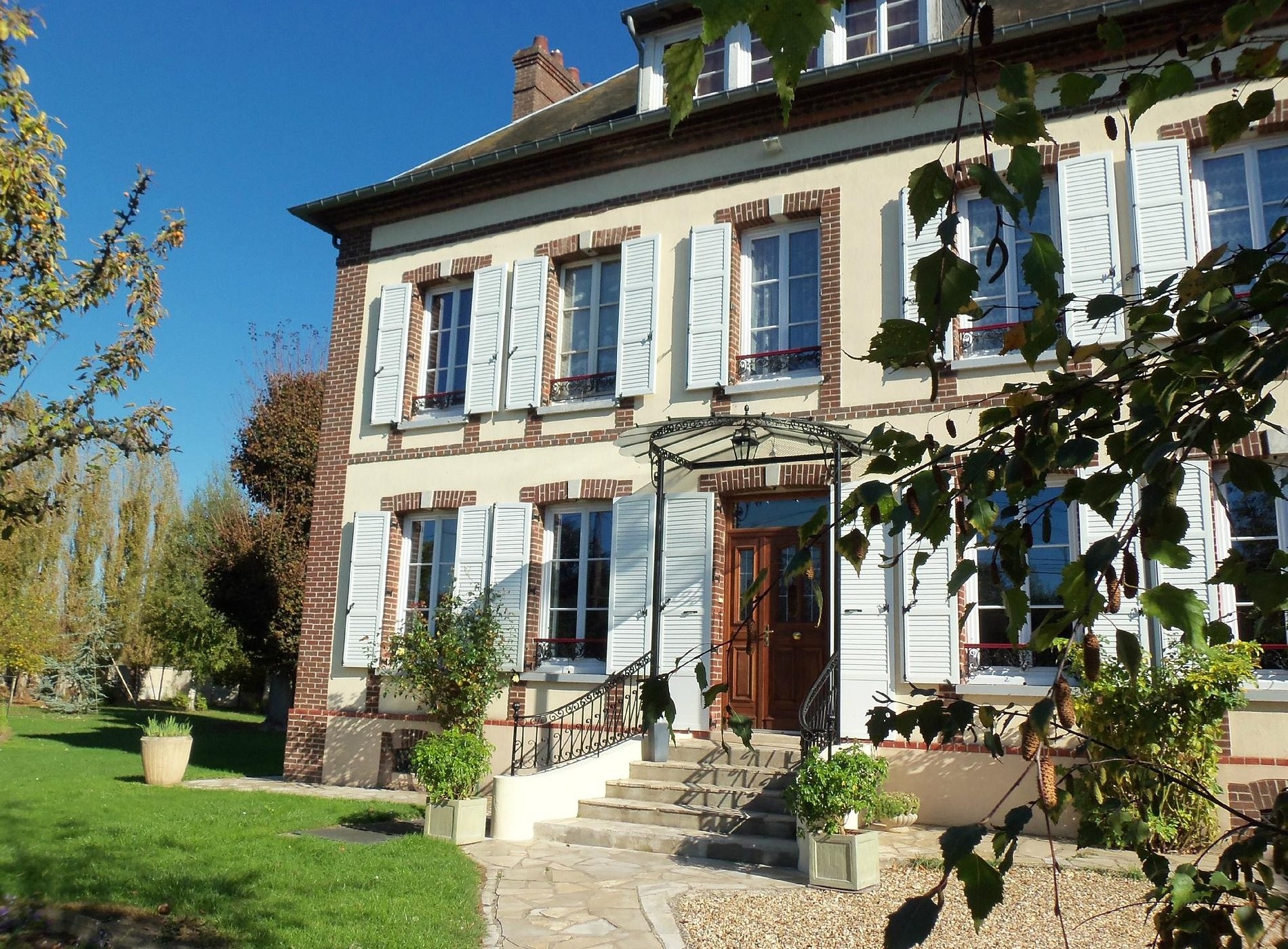 les 8 tilleuls, Chambre d'Hôtes à Bazincourt-sur-Epte