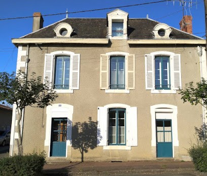 La Casa, Maison de Village Gîte Vacances 8 Personnes, Location de Vacances à Reffannes