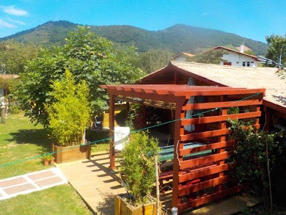 Etxola Ama, Chambre d'Hôtes à Uhart-Cize