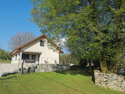 La Maison Du Colombier, Location de Vacances au Fied