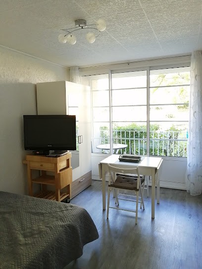 Studio Cure Greoux, Location de Vacances à Gréoux-les-Bains