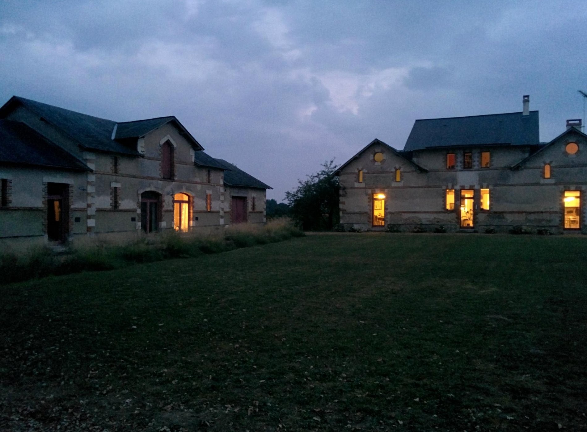 Chambres D'Hôtes Le Chalet, Chambre d'Hôtes à Sermaise