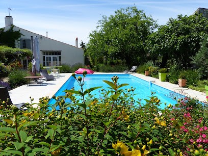 La Tonnelle Fleurie-Chambres D'hôtes, Chambre d'Hôtes à Sainte-Soulle