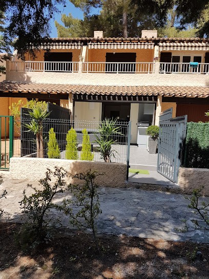 Studio ANDREA D2 lotissement les jardins de la mer Saint cyr sur mer, Location de Vacances à Saint-Cyr-sur-Mer