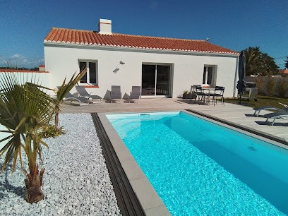 Rêve en l'île. Location maison avec Spa privatif intérieur et Piscine chauffée, Location de Vacances à La Guérinière