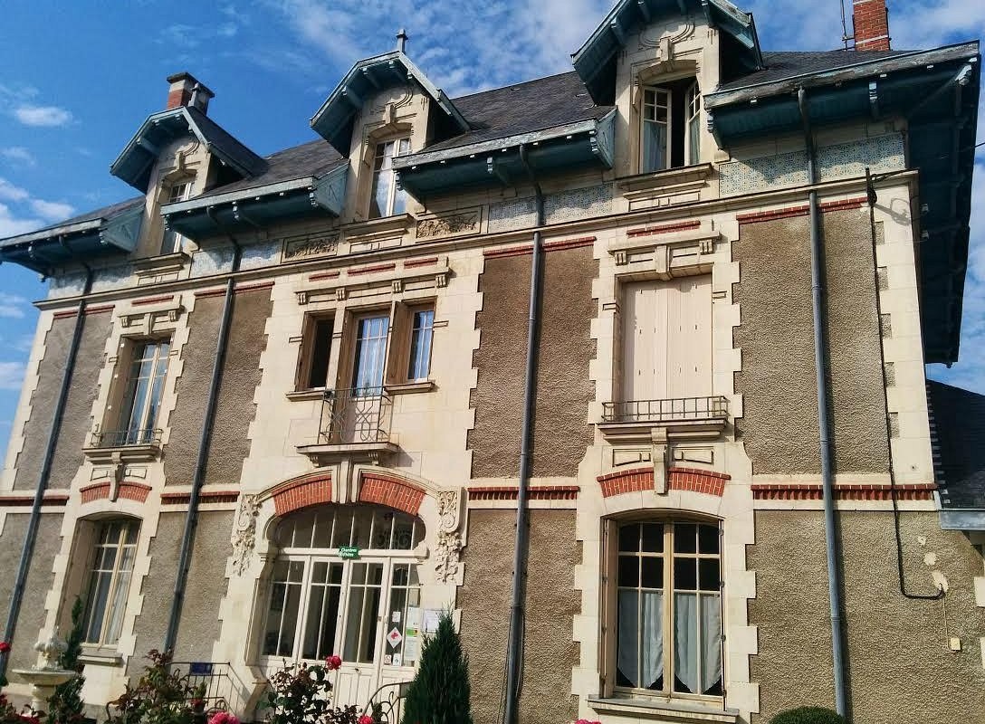The Blue Villa Of Mauléon, Chambre d'Hôtes à Mauléon