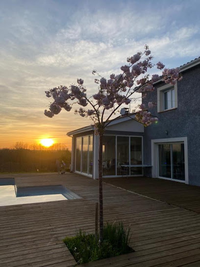 Le Coucher Du Soleil Spa, Chambre D'hôtes à Bessens