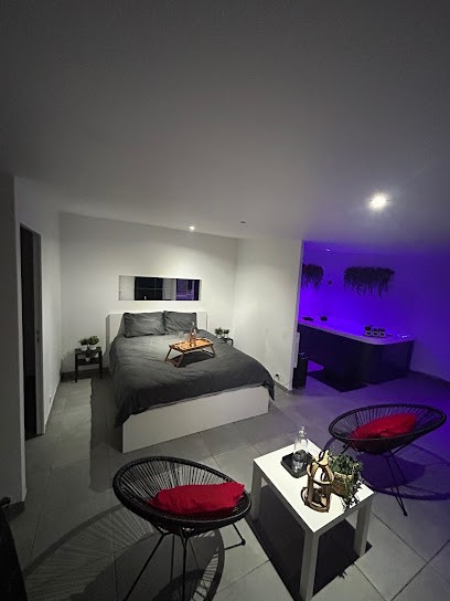 Royal spa, Maison d'Hôtes à Boussy-Saint-Antoine