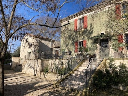 La Parenthèse - Chambres D'hôtes - Table D'hôtes - Ateliers De Dégustation De Vins, Chambre d'Hôtes à Laval-Saint-Roman