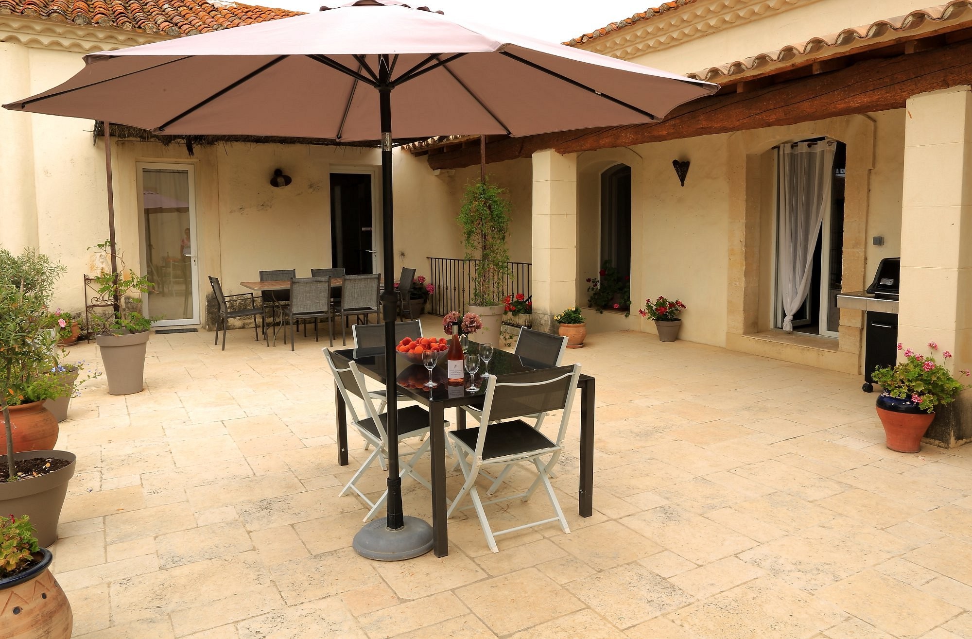 Le Mas D'Auzières, Chambre d'Hôtes à Saint-Gilles