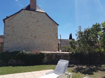 La Maison de Muguet, Location de Vacances à Saint-Rabier