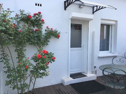 Meublé Tourisme **Dijon 95€= 2 Nuits Location De Vacances à Dijon