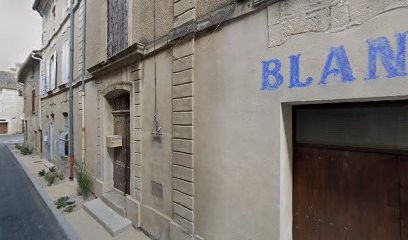 Chambre Et Table D'hôtes LA PIERRE DE ROSETTE, Chambre d'Hôtes à Roquemaure