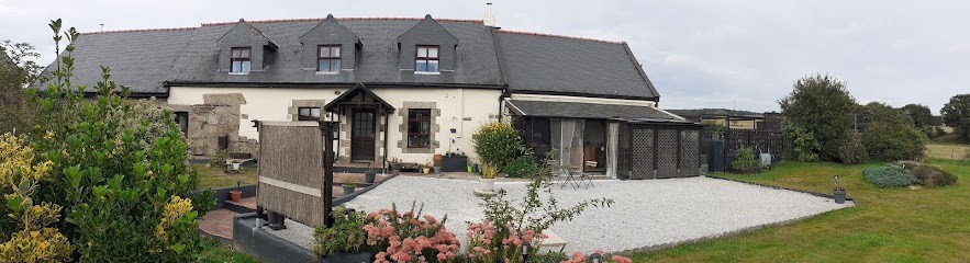 Locarn Lodge, Chambre d'Hôtes à Locarn