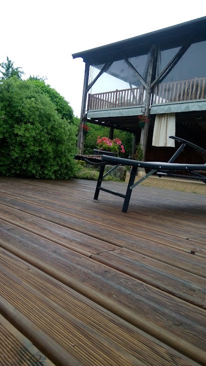 Les Jardins De Lily, Maison d'Hôtes à Saint-Léonard-de-Noblat