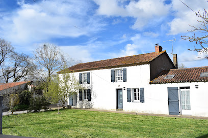 Le Cardoué - Gîte Et Chambres D'hôtes Prochepuy Du Fou Chambre D'hôtes à Chantonnay