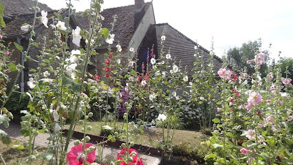 chambres d'hôtes  les champs blancs , Chambre d'Hôtes au Val d'Ocre