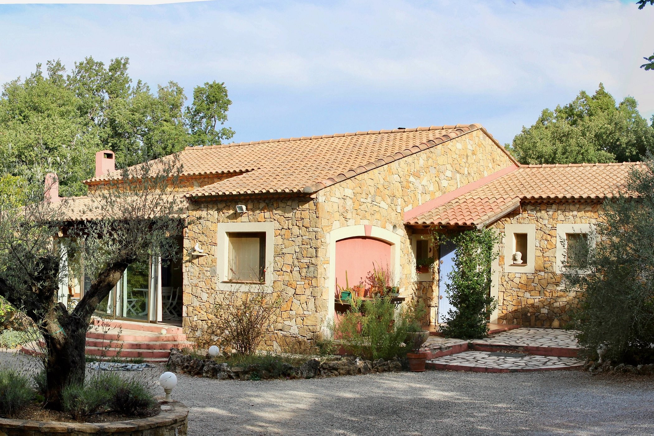 Les Secrets du Défends, Chambre d'Hôtes à Forcalqueiret