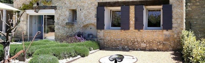 Mas du FOUR À CHAUX 4025 route des 3 soldats, Location de Vacances à Gordes