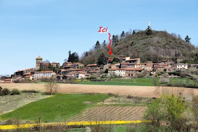 Gîte Auvergne Kermilo, Location de Vacances à Usson