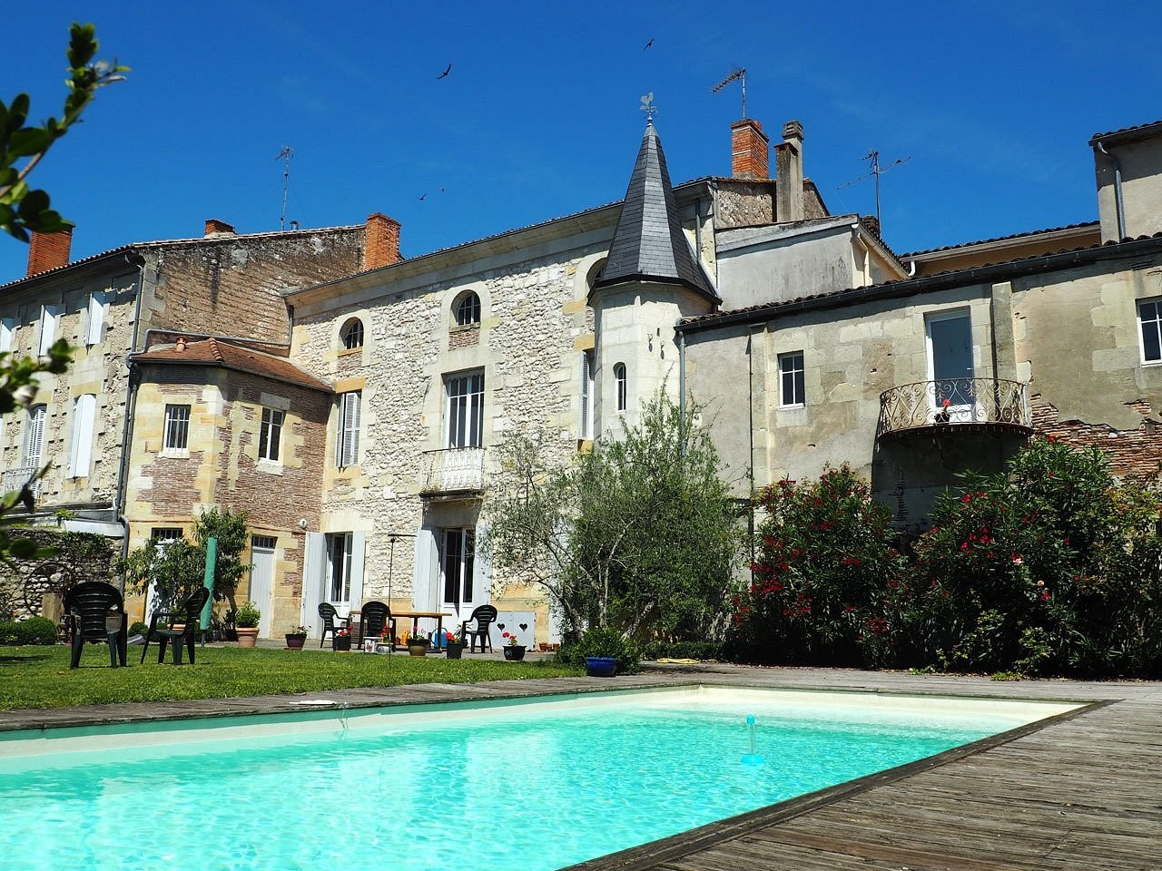 Le Cerisier à Sainte Foy, Chambre d'Hôtes à Sainte-Foy-la-Grande