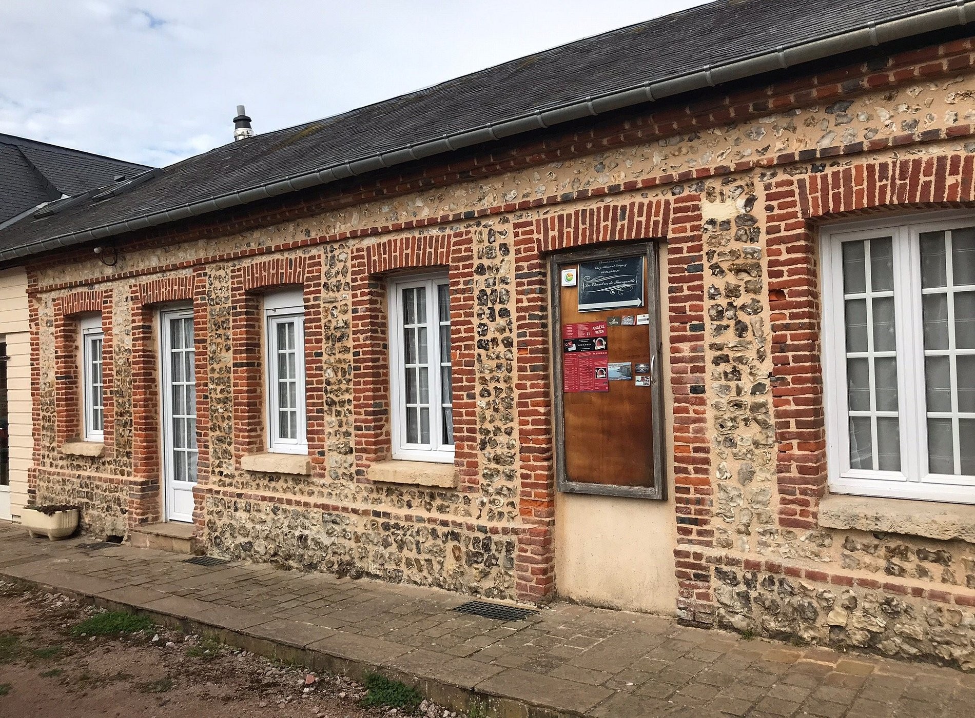 Les Chambres De Thiergeville, Chambre d'Hôtes à Thiergeville